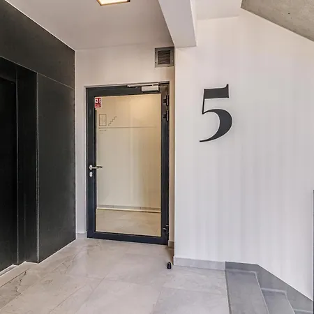 Apartment Rentplanet - Dmowskiego