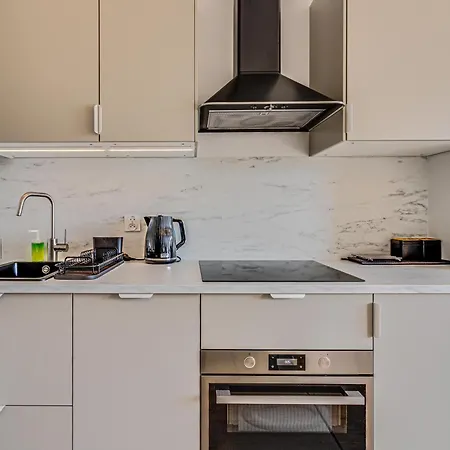 Apartment Rentplanet - Dmowskiego *