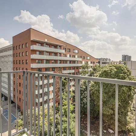 Rentplanet - Dmowskiego Apartment