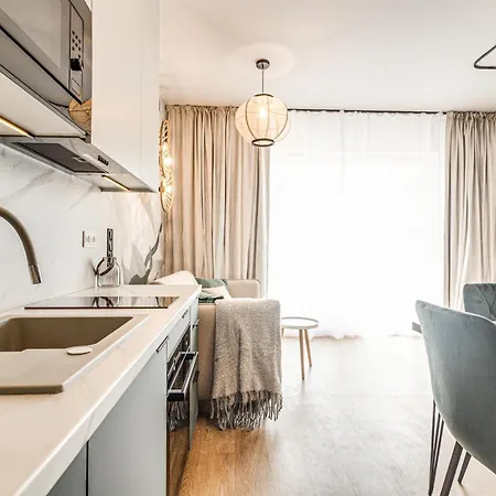 Apartment Rentplanet - Dmowskiego *