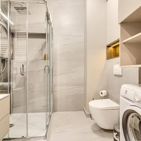 Rentplanet - Dmowskiego Apartment