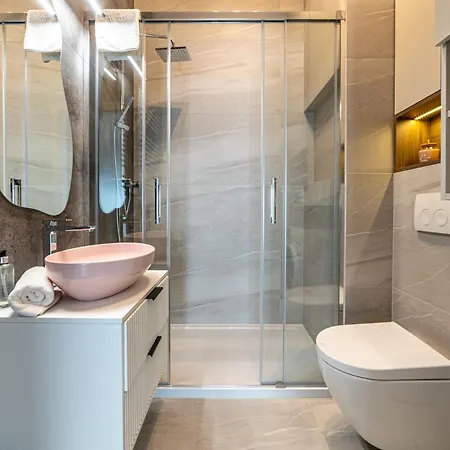 Rentplanet - Dmowskiego Lägenhet